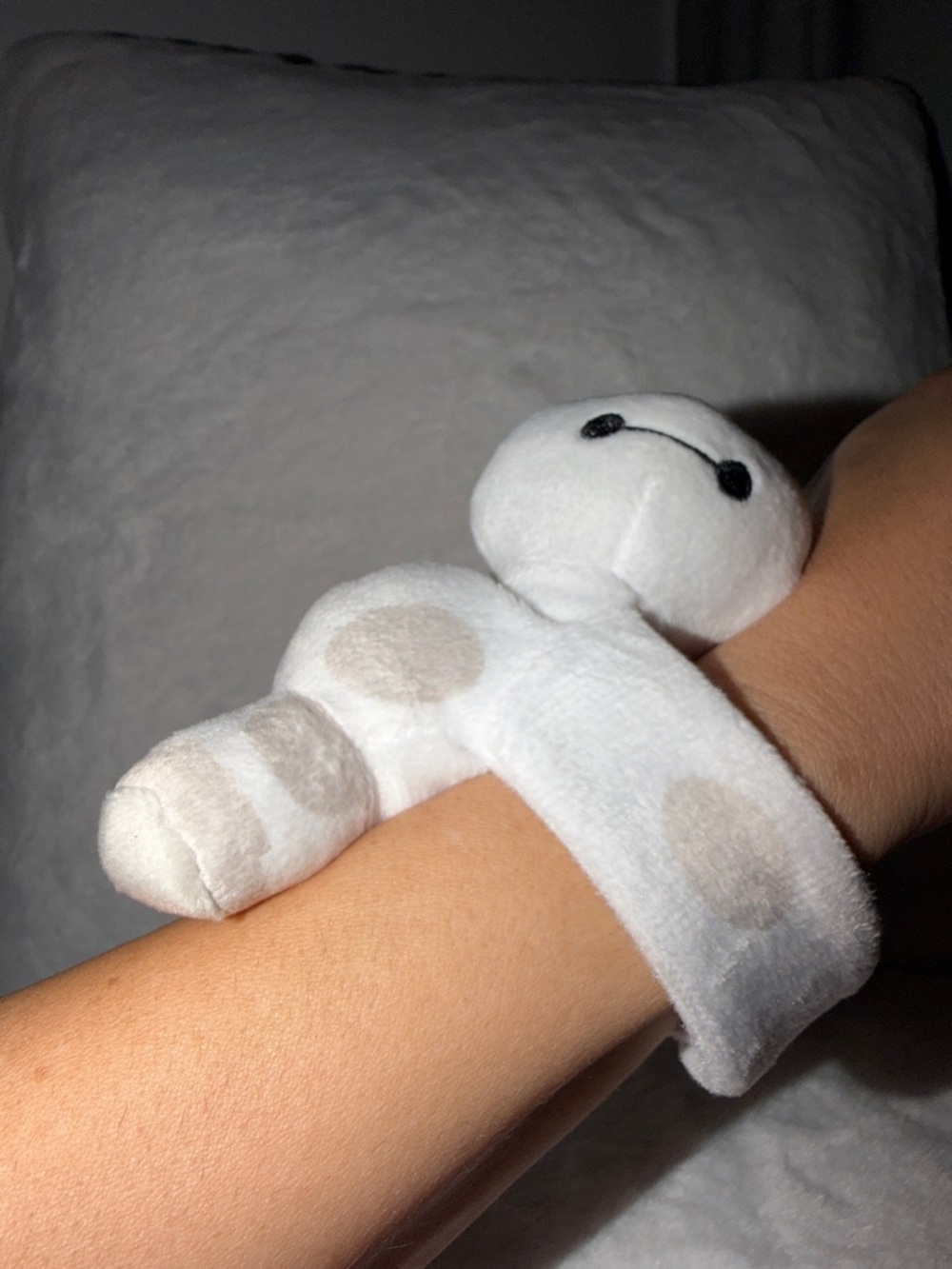 Disney Cutie Cuff Steering Wheel Buddy Baymax Bracelet Jewelry Stuffed Plush - Picture 8 of 9